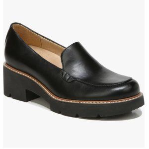 NWOT Naturalizer Cabaret Platform Lug Sole Heeled Loafer